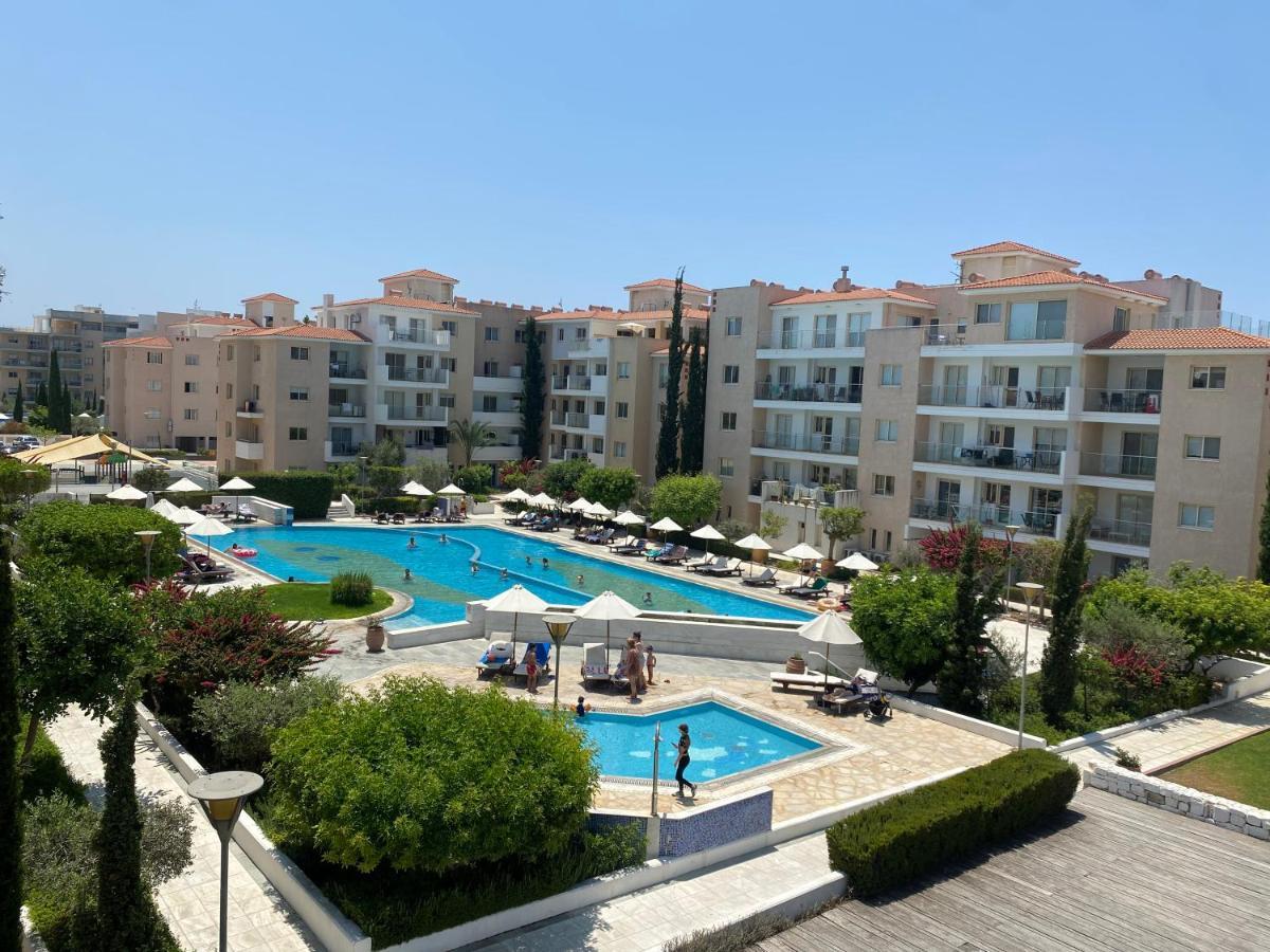 Elysia Park Pool View Апартаменти *